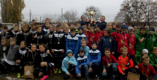 У Подільському районі відбулися змагання з футболу за кубок голови Подільської РДА