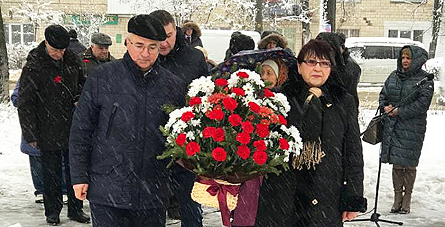 У Подільському районі вшанували учасників ліквідації наслідків аварії на Чорнобильській АЕС (фото)