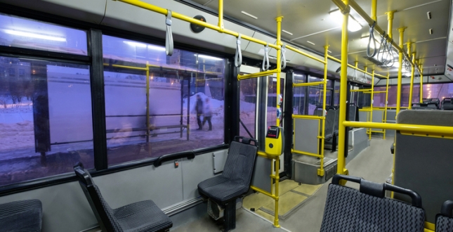 У столиці впроваджують реєстрацію поїздок пільговиків у наземному громадському транспорті за допомогою картки киянина