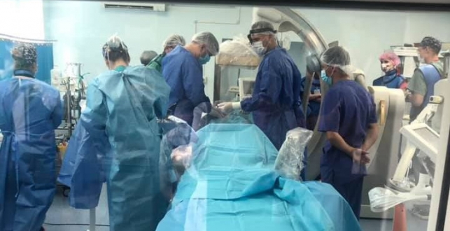 В Олександрівській клінічній лікарні провели унікальну операцію зі встановлення аортального клапана через стегнову артерію – Микола Поворозник