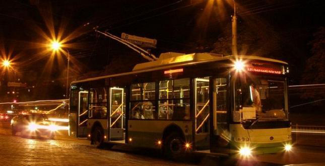 У ніч проти 12 серпня зміниться маршрут нічного тролейбуса № 92Н