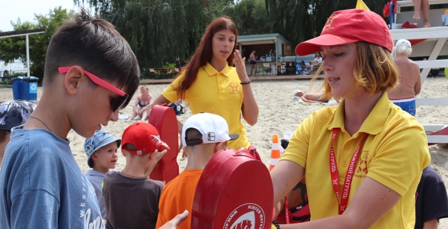 У столичному Гідропарку дітей навчали правилам безпечної поведінки на воді