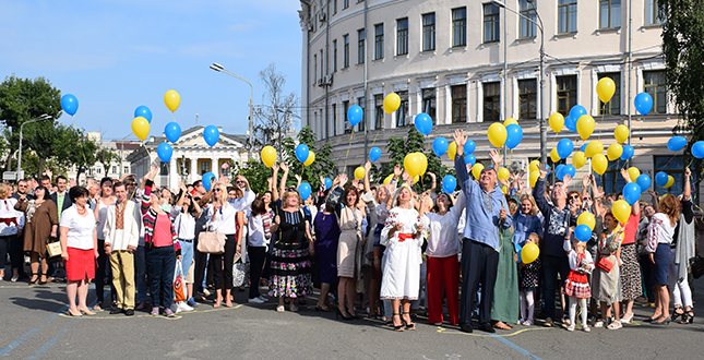 Привітання Віктора Смирнова з Днем Державного Прапора України та 28-ю річницею незалежності України