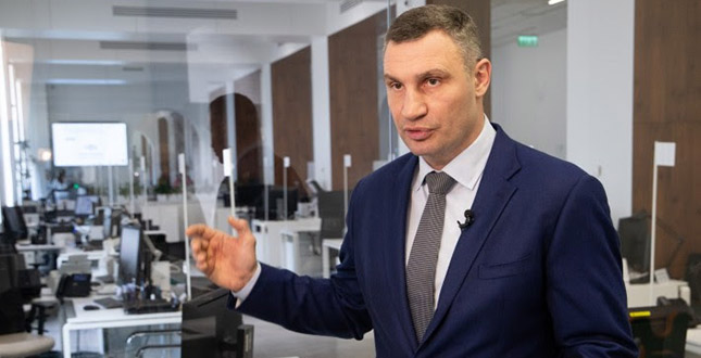 Віталій Кличко: «Єдиний координаційний центр при КМДА підготував уже близько 20 тисяч продуктових наборів першої необхідності для незахищених киян»