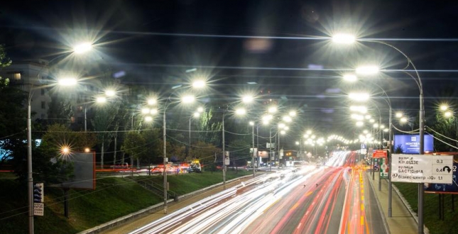 Завдяки «розумному» освітленню за рік місто заощадило 25 мільйонів гривень